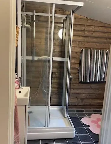 Koselig Loftsleilighet Sentrumsnaert *